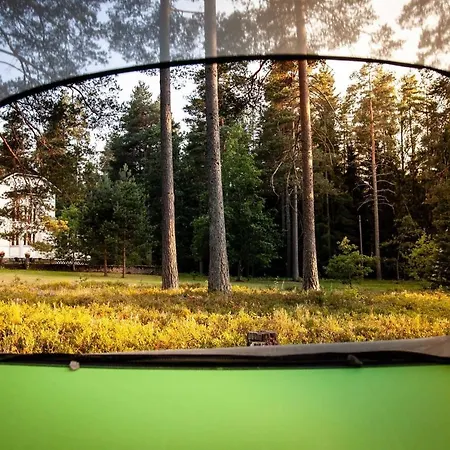Οργανωμένο κάμπινγκ Tentsile Camp Hiidenvesi *